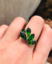 Load image into Gallery viewer, Diopside Leaf Motive Ring