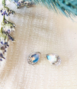 Moonstone Earring