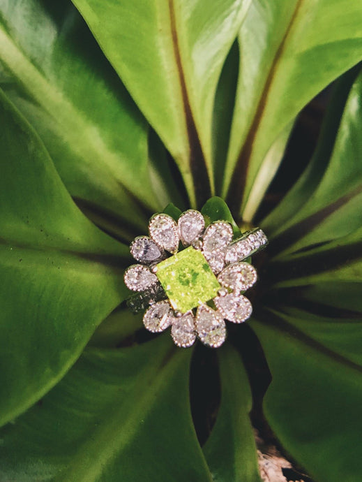 Vivid Green Yellow Diamond Ring