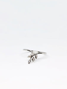 "Grace" Stack Ring in White Gold