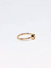 Load image into Gallery viewer, Oval Natural Apple Green Sapphire Ring in Rose Gold