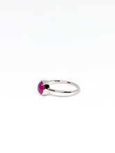 Load image into Gallery viewer, Oval Natural Dark Pink Star Sapphire Ring in White Gold