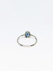 1.04 ctw Oval Natural Blue Sapphire Ring in White Gold