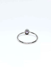 Load image into Gallery viewer, Oval Natural Purple Sapphire Ring in White Gold