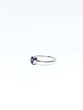 Load image into Gallery viewer, Oval Natural Blue Sapphire Ring in White Gold