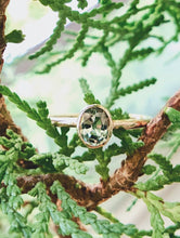 Load image into Gallery viewer, Oval Natural Apple Green Sapphire Ring in Rose Gold