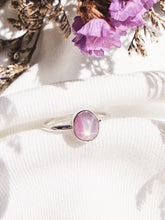 Load image into Gallery viewer, Oval Natural Light Pink Star Sapphire Ring in White Gold