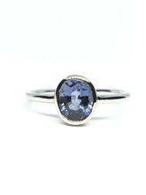 Load image into Gallery viewer, 0.8ctw Oval Natural Purplish Blue Sapphire Ring in White Gold