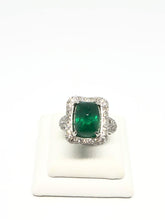 Load image into Gallery viewer, Natural Emerald Ring