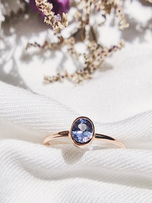 Oval Natural Light Purplish Blue Sapphire Ring in Rose Gold